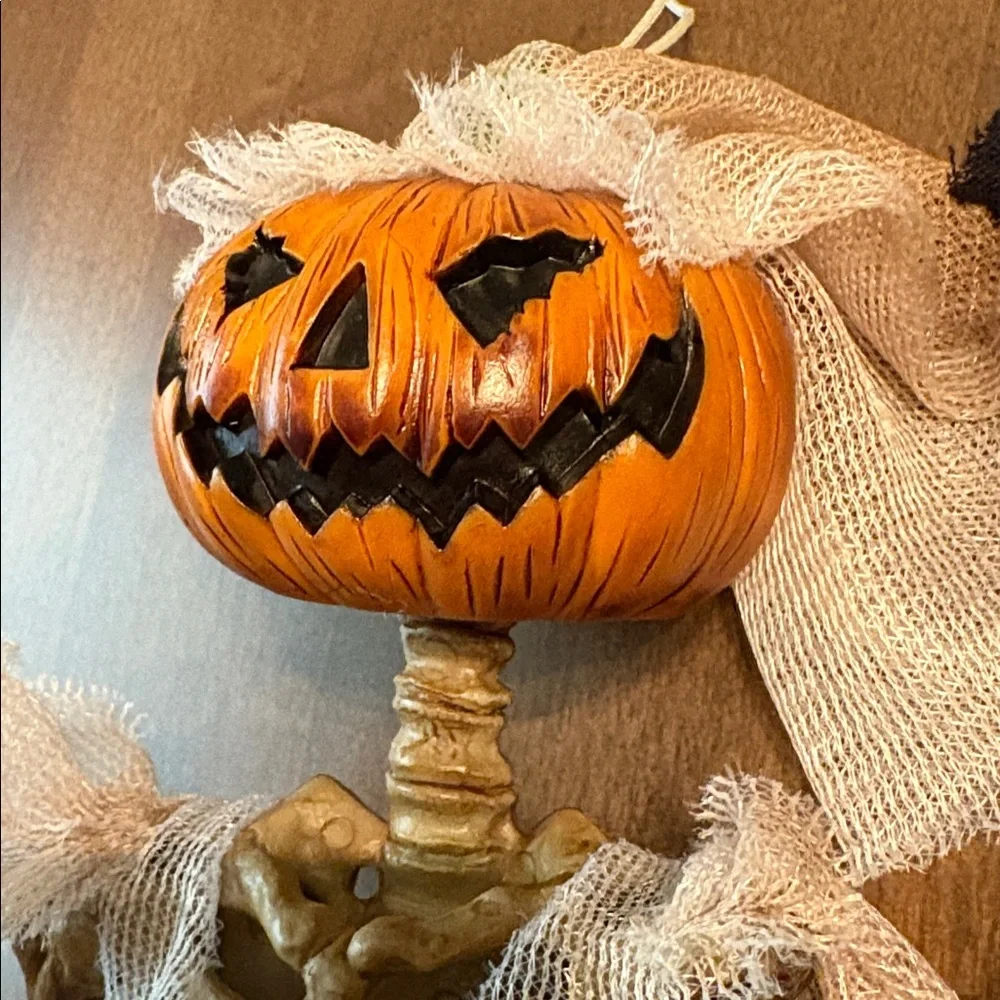 NWOT Pumpkin Head Skeleton Couple Bride & Groom - Bendable Arms & Legs 18” Long